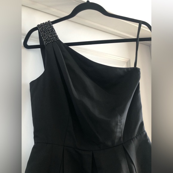 Cute One Shoulder Dress from Jacob! - Picture 2 of 7